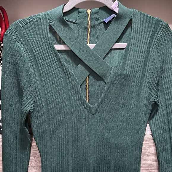 Rachel Roy Green Sweater Dress. Size: M - Picture 4 of 6